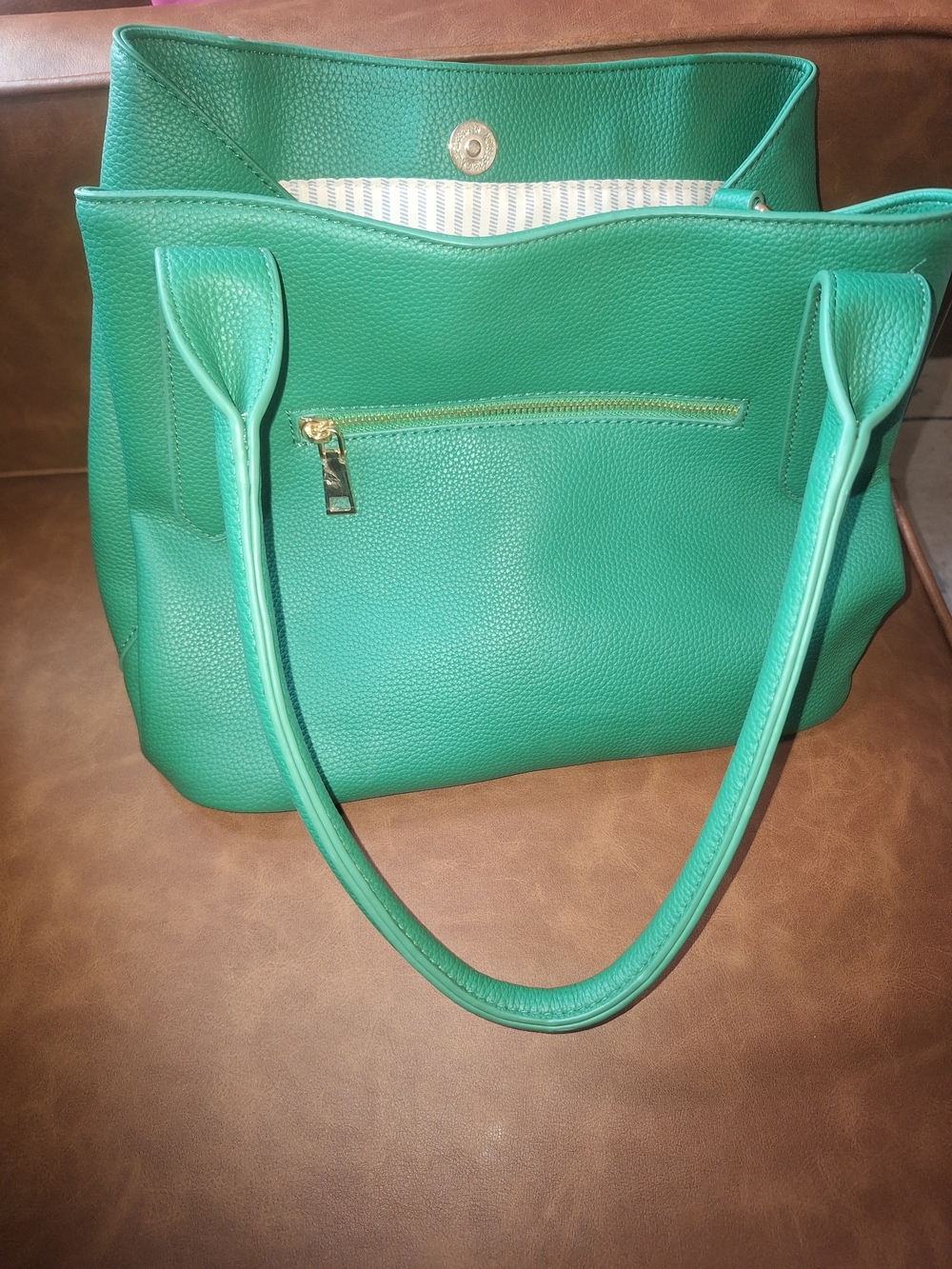 Green Women's Purse - Classic Pebbled Leather